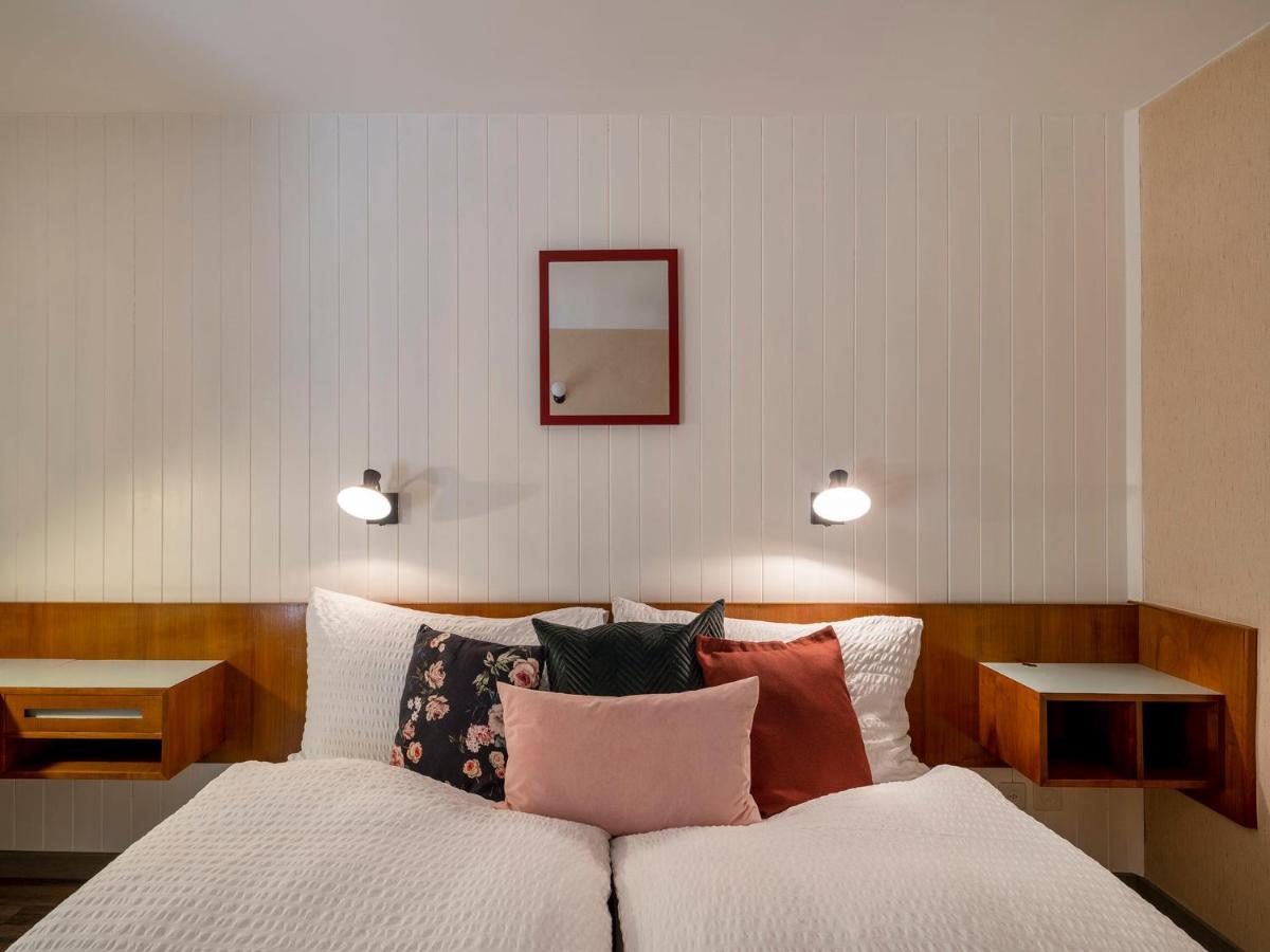 Hotel Historique Chez Elsy - Crans-Sapins Екстериор снимка