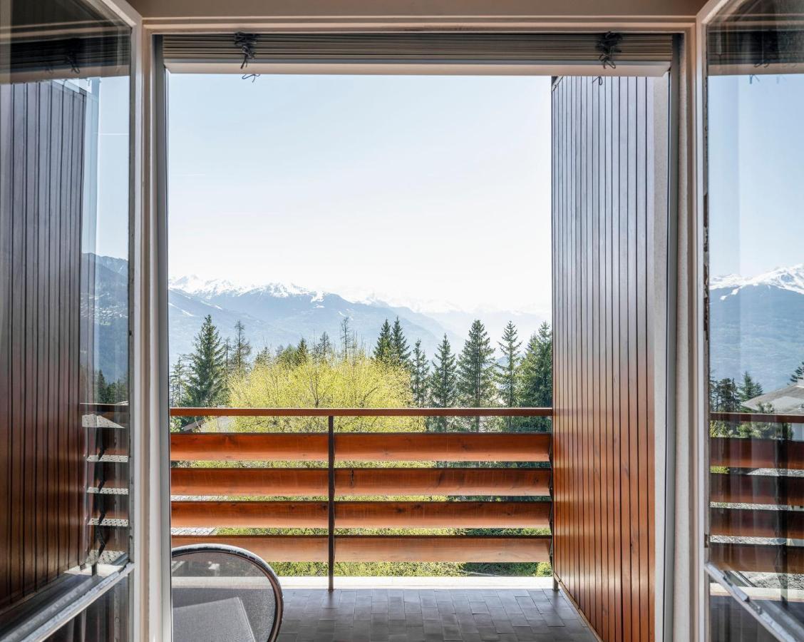 Hotel Historique Chez Elsy - Crans-Sapins Екстериор снимка
